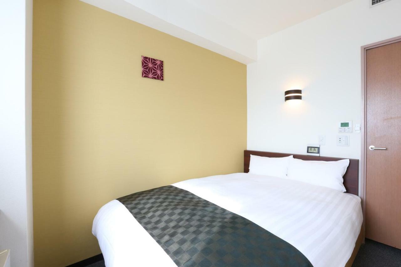 Hotel Wing International Shin-Osaka Exterior photo