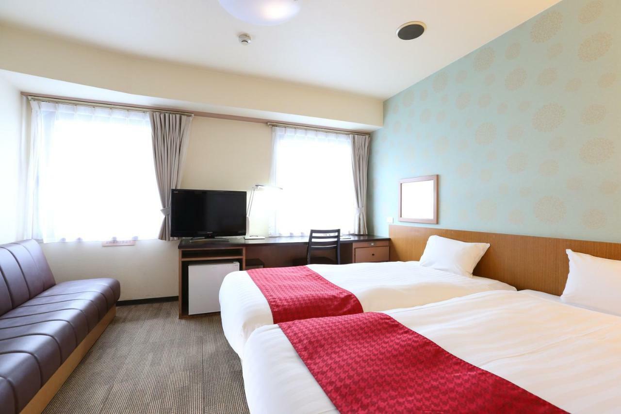 Hotel Wing International Shin-Osaka Exterior photo