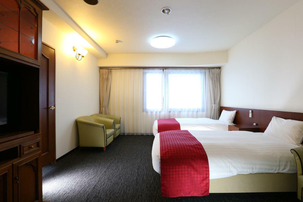 Hotel Wing International Shin-Osaka Exterior photo