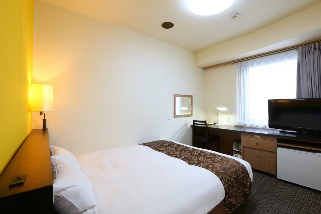 Hotel Wing International Shin-Osaka Exterior photo